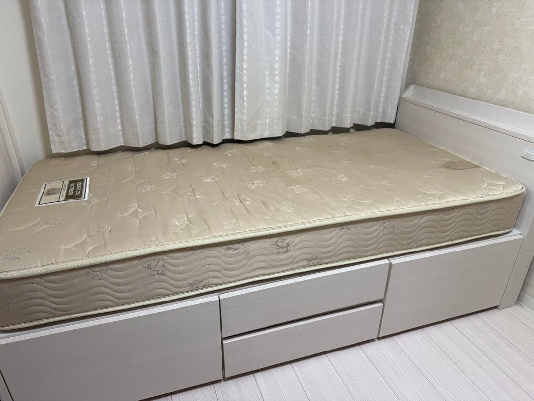 シングルベッドフレーム ホワイト 引き出し収納付き