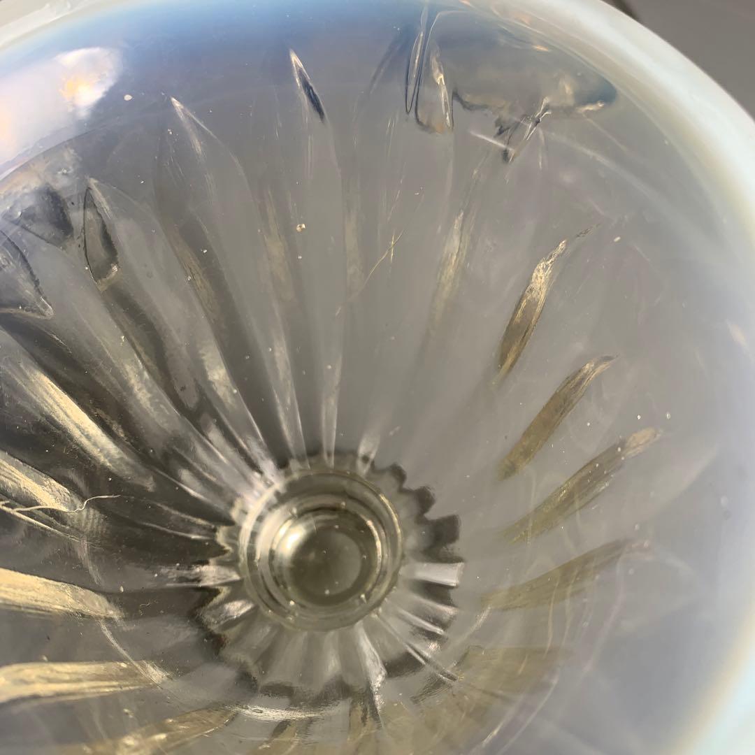 昭和初期　戦前　プレス　乳白青ぼかし　氷コップ　デザートカップ　和ガラス　古硝子