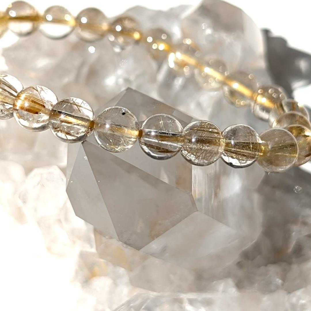 sk　透き通るクォーツと黄金ルチルが美しい 金針水晶ブレスレット 7mm