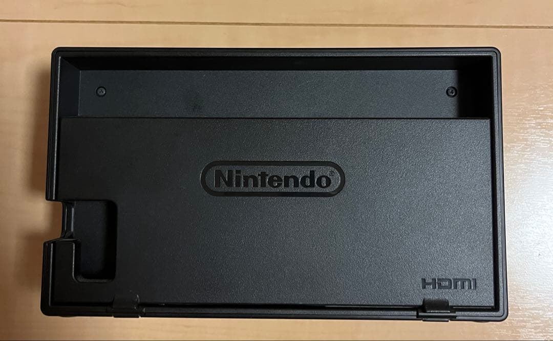 Nintendo Switch 本体　持ち運び用Switchケース