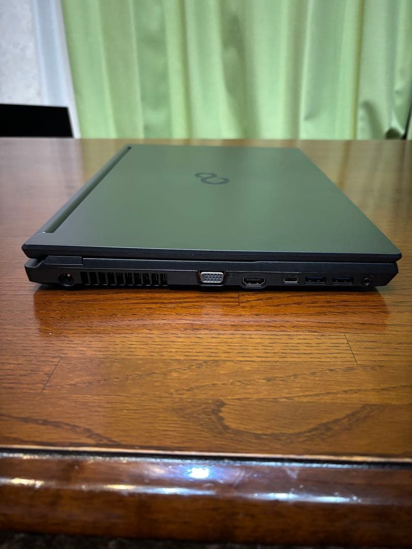 【新品同様使用極わずか】Fujitsu LIFEBOOK A5513 NX