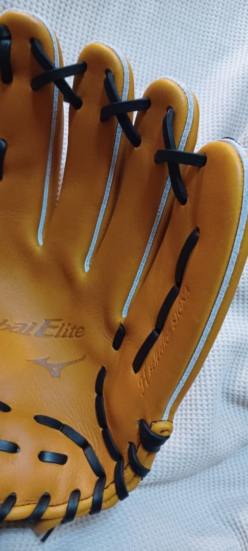 未使用ミズノ　グローバルエリート　軟式　内野手　ミズノプロ