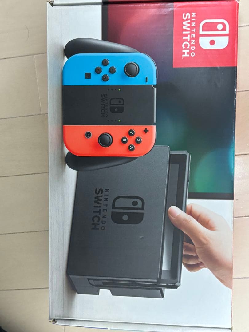 NintendoSwitch本体➕純正プロコントローラー