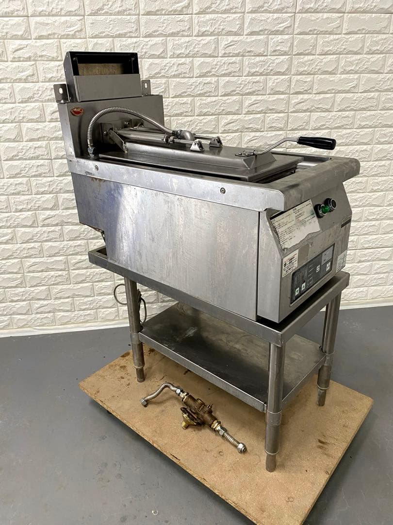 ガス自動餃子焼き機　マルゼン　MAZ-4　都市ガス　100V