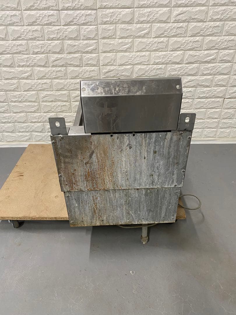 ガス自動餃子焼き機　マルゼン　MAZ-4　都市ガス　100V