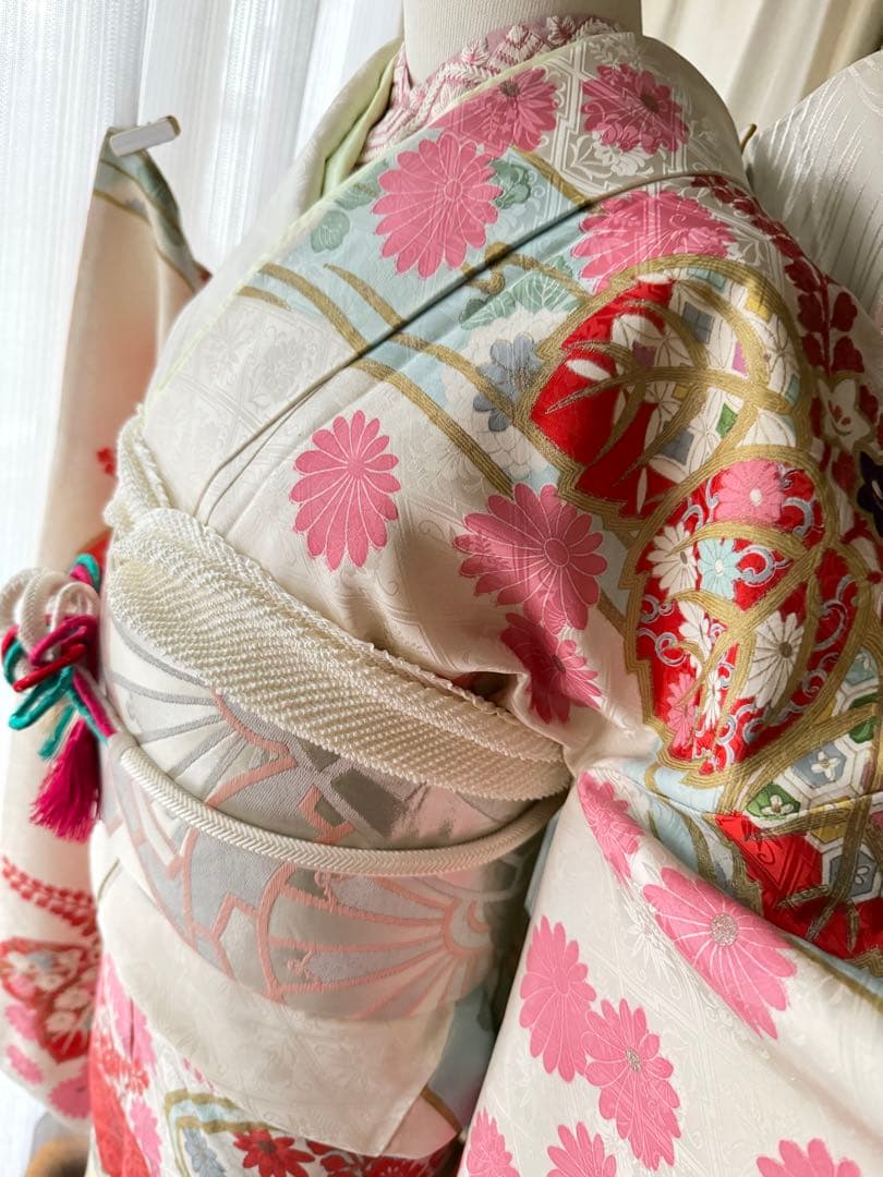 振袖フルセット アイボリー×ピンク×コーラル×ペールブルー×ゴールド 古典柄