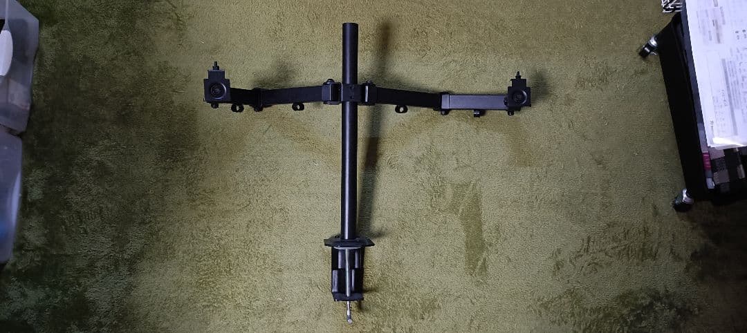 LG ディスプレイ 本体2台とモニターアーム