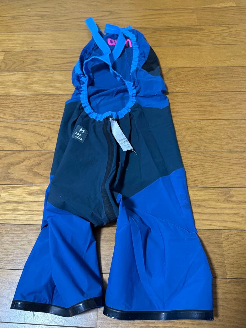 最新　美品　アリーナ　高速水着　競泳水着　アクアフォースストームMF M