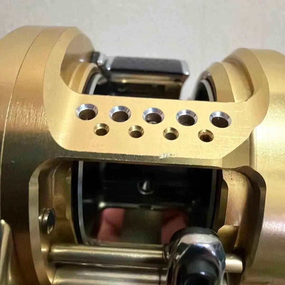 シマノ 14カルカッタコンクエスト200 右巻き