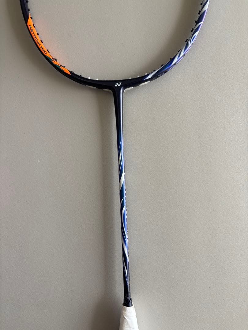 ラケット YONEX ASTROX100ZZ
