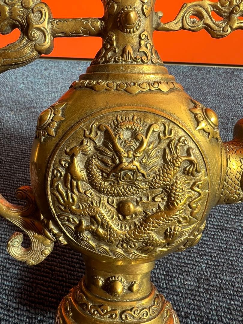 1088 中国骨董　大明宣徳年製銘　銅製　龍紋酒壺　時代物