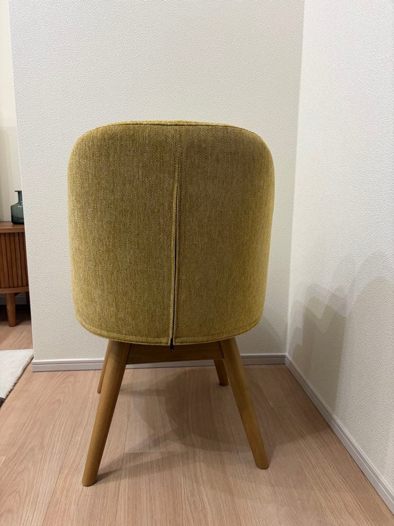 【azu】unico PIIVO(ピーヴォ)チェア　イエロー