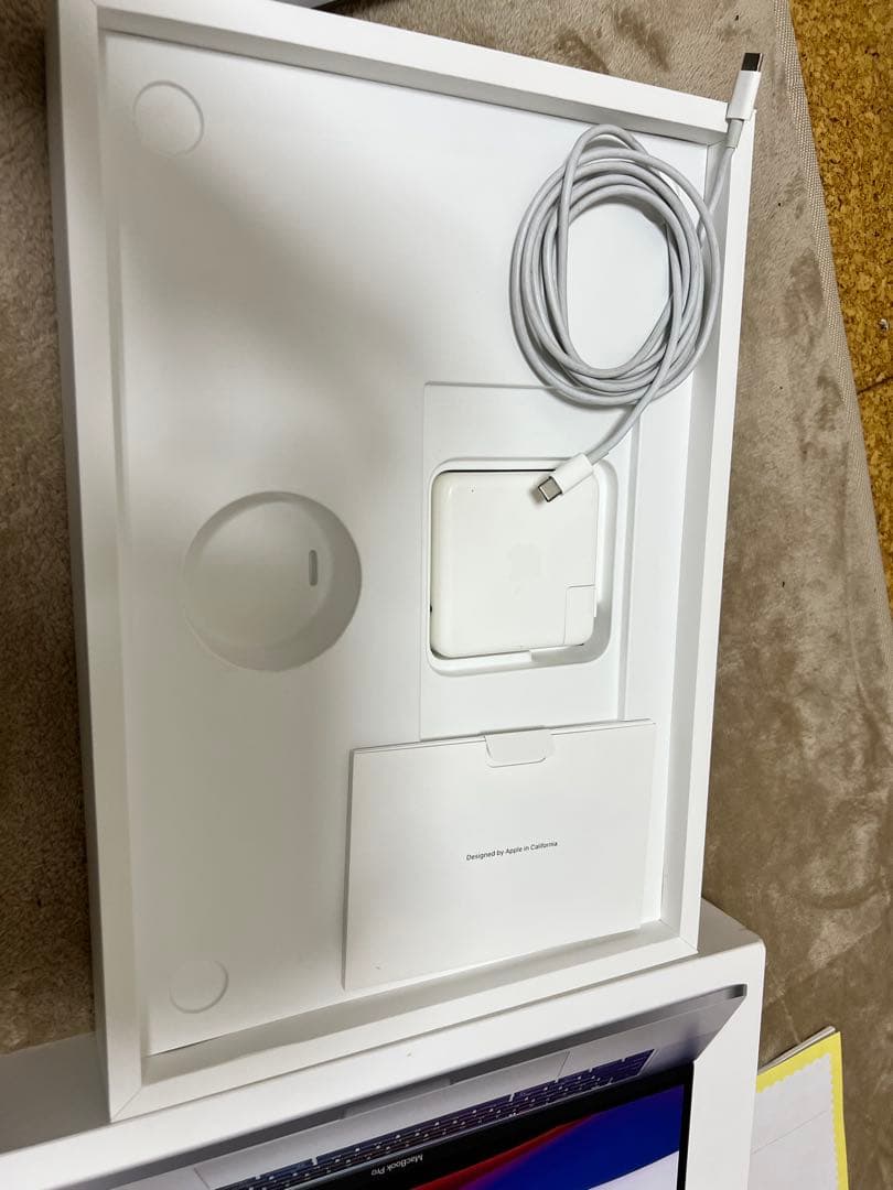 MacBook本体 MacBook Pro 2019 16inch 2TB 32GB core i9