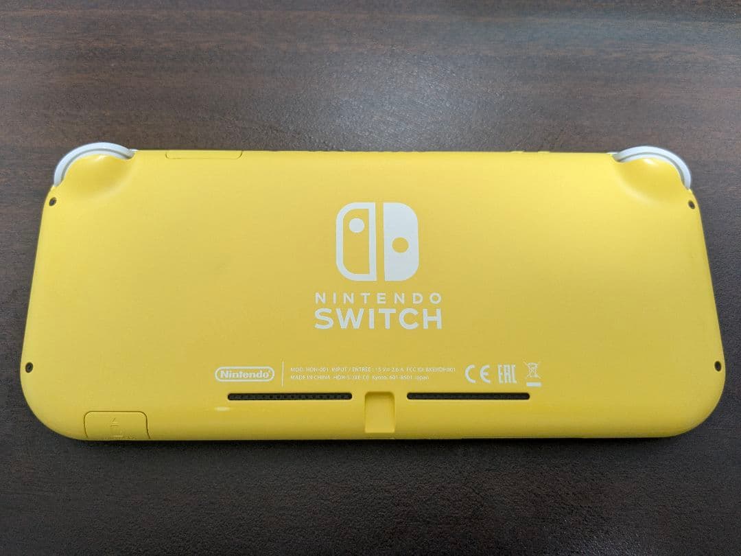 Nintendo Switch Lite イエロー 本体 充電器 ケース付き