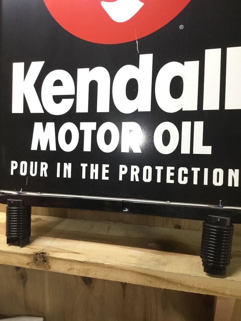 激レア‼️1980年代のKendallロゴ入り看板‼️