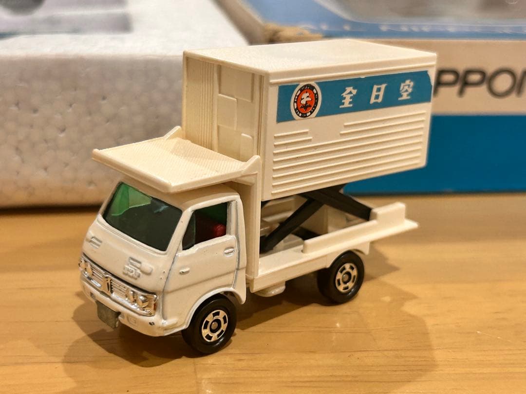 トミー　トミカ新空港セット スーパージャンボ 全日空　レア　当時物