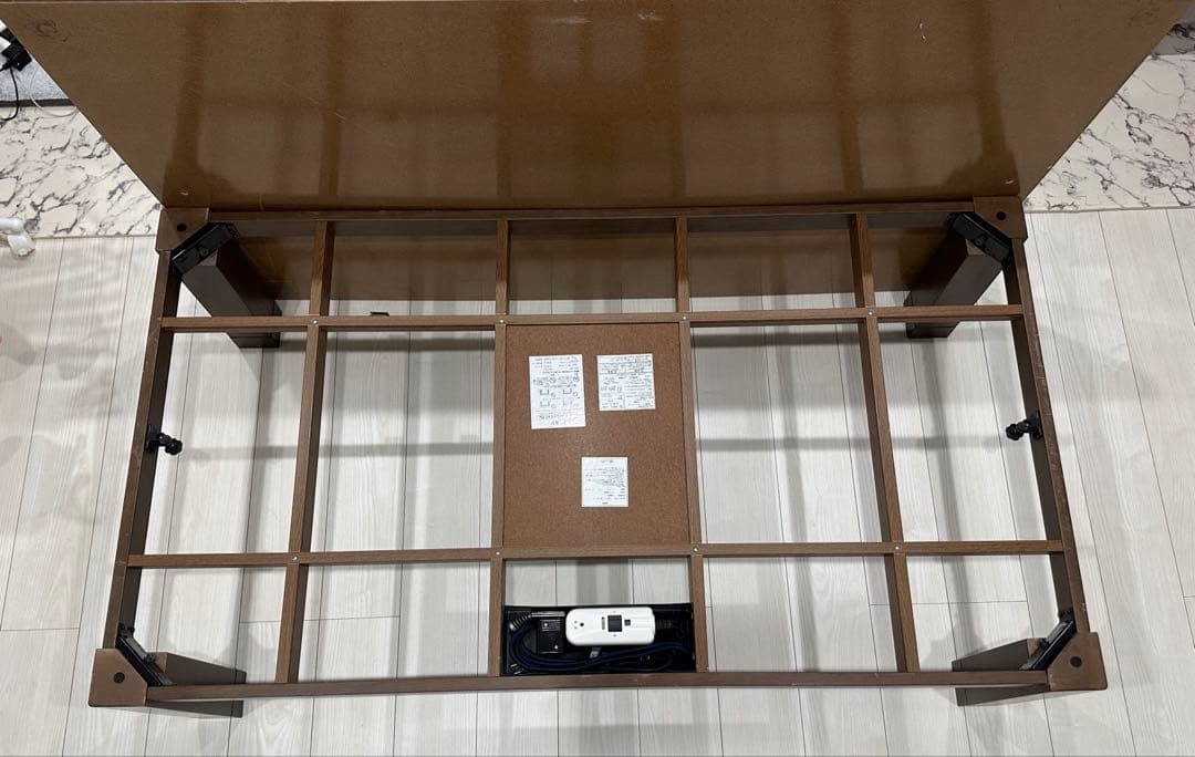 【引き取り限定】150×85 高さ42cmこたつ 傷・膨らみ多数あり(福岡県)