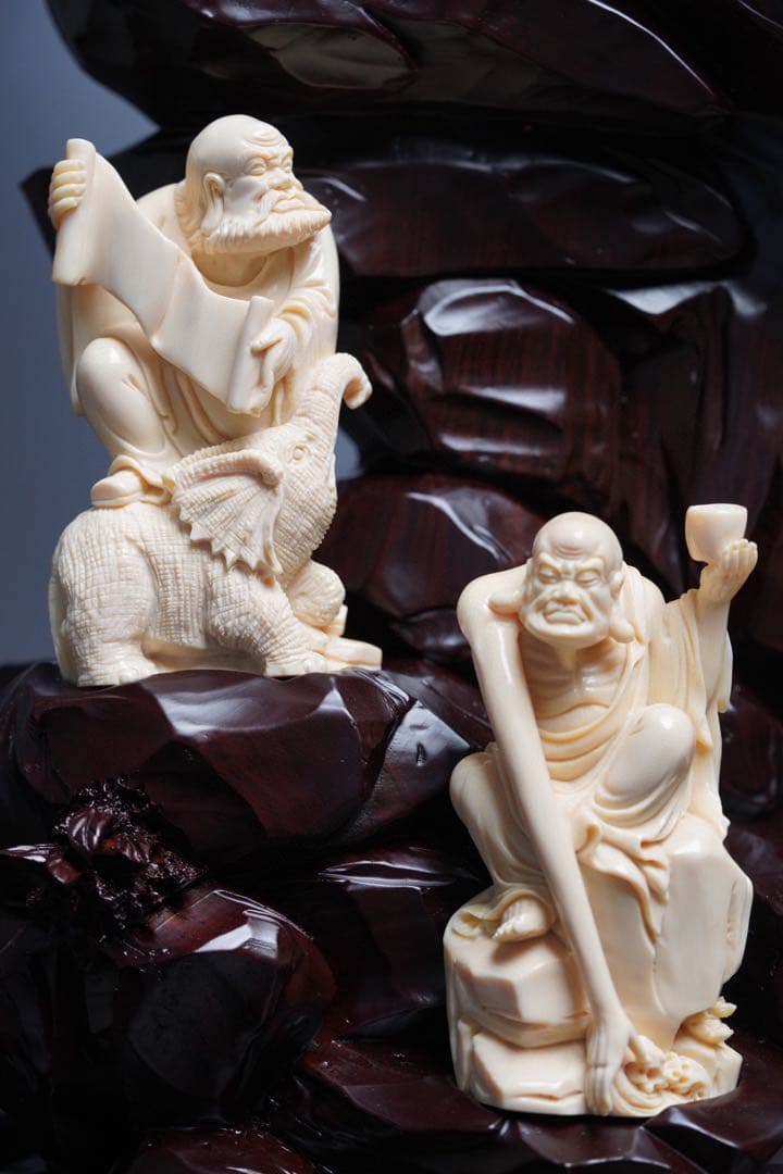 天然マンモス牙美しい手作り彫刻十八羅漢 置物