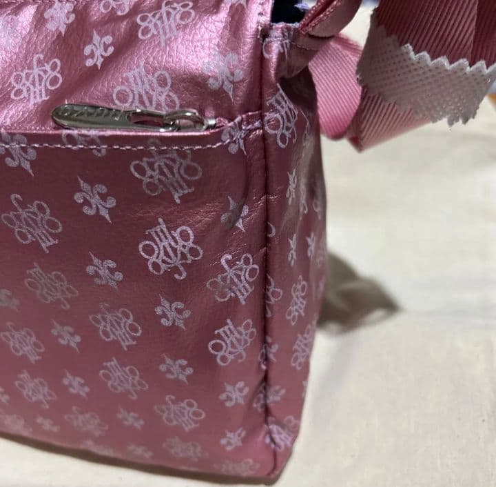 【新品・未使用】　 ヤマト屋　Nuvo　ショルダーバッグ　希少限定品　ラビラビ