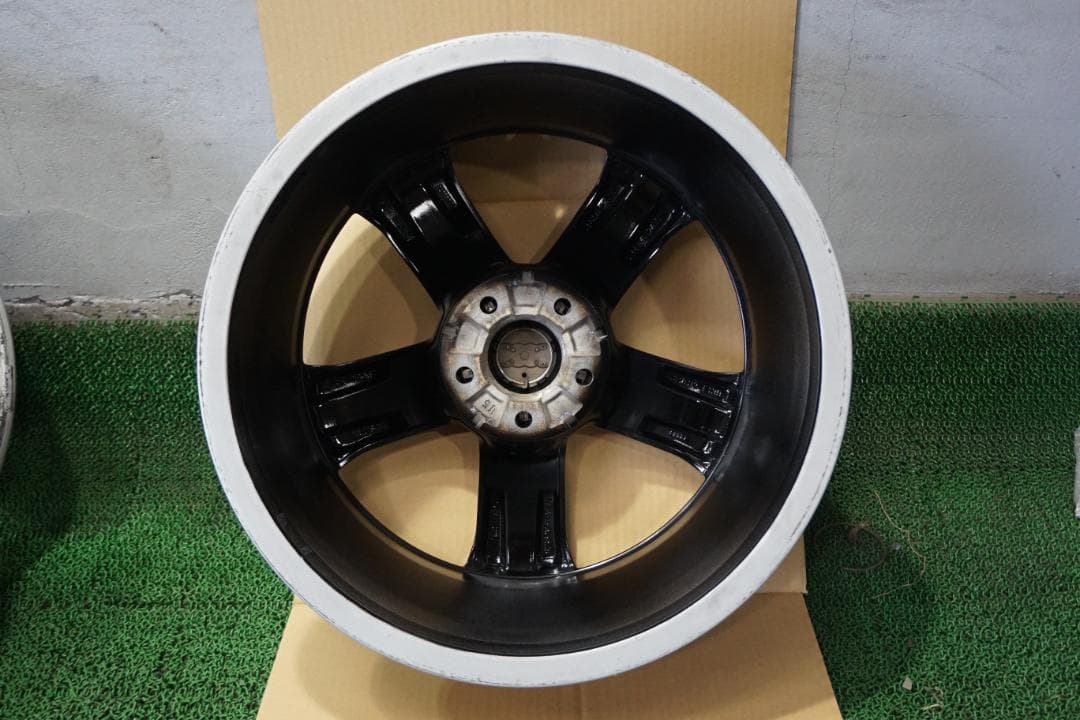 アウディ純正　カスタムブラックエディション A1 A4 A5 A6 Q5