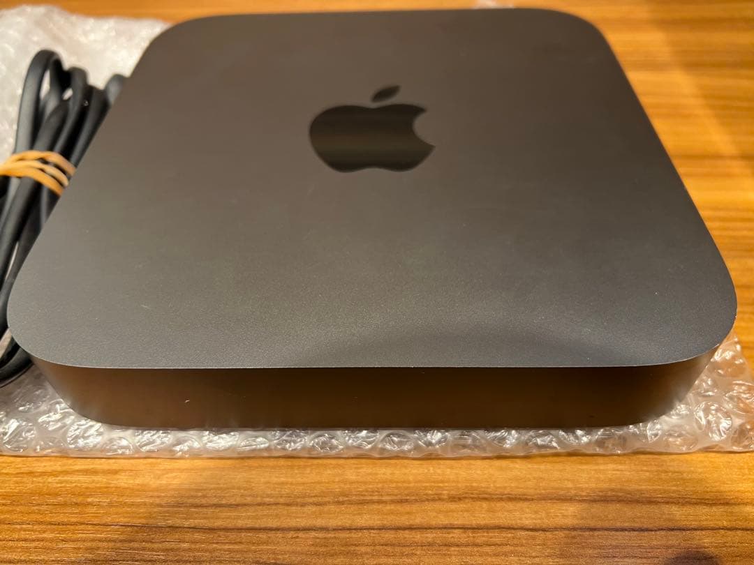 Apple Mac mini 2018 スペースグレー