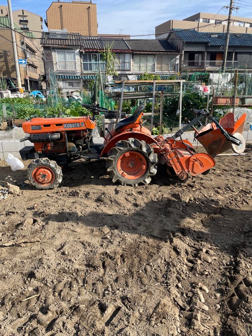 KUBOTA トラクター 耕運機能付き