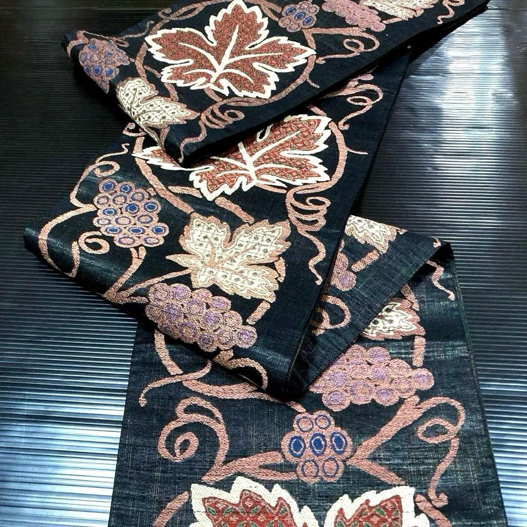 専用ページ　正絹　六通袋帯【本草木染　葡萄唐草】