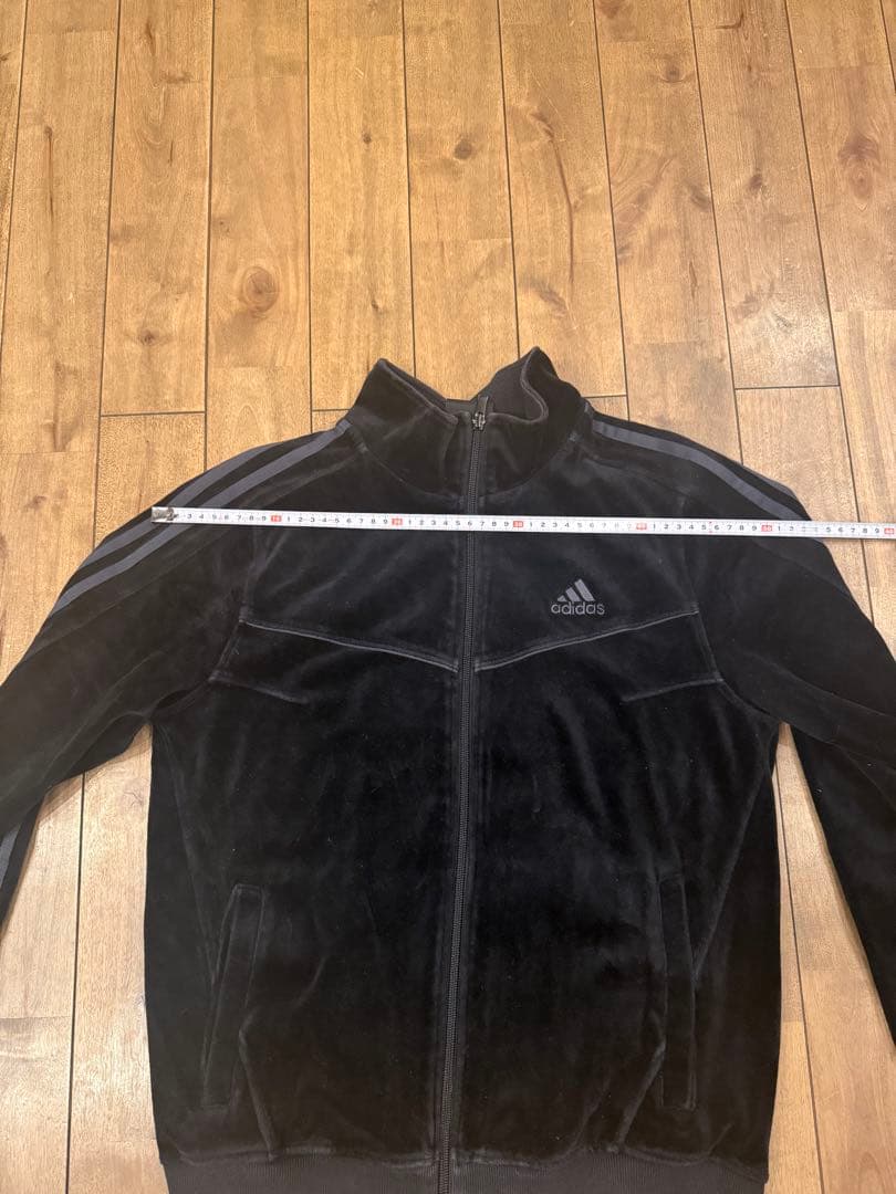 adidas 黒 ベロアジャージ　セットアップ　上下Ｍサイズ