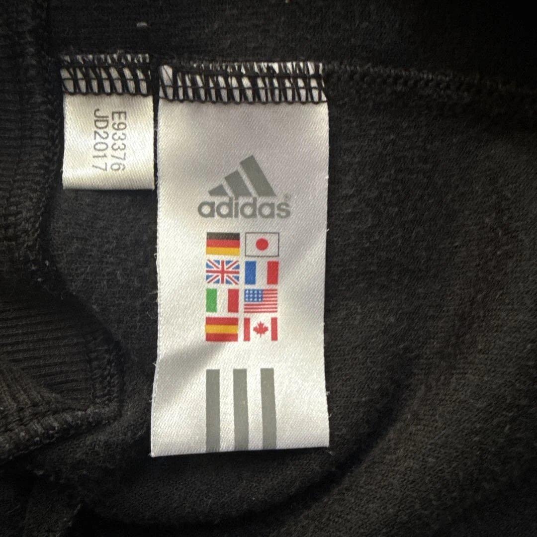 adidas 黒 ベロアジャージ　セットアップ　上下Ｍサイズ