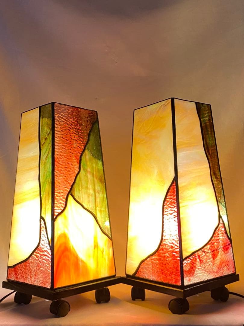 2388❣️ ステンドグラス　行燈　キャスター　付き　2点　セット