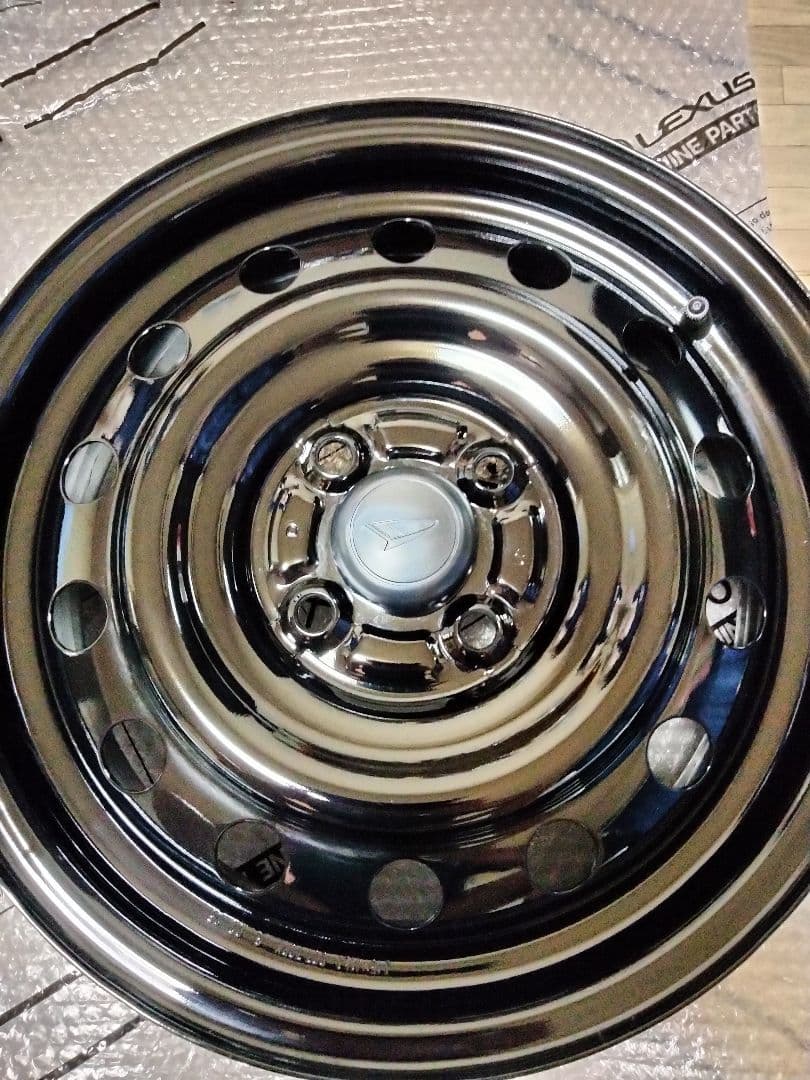 ダイハツタフト純正ホイール15インチ2本