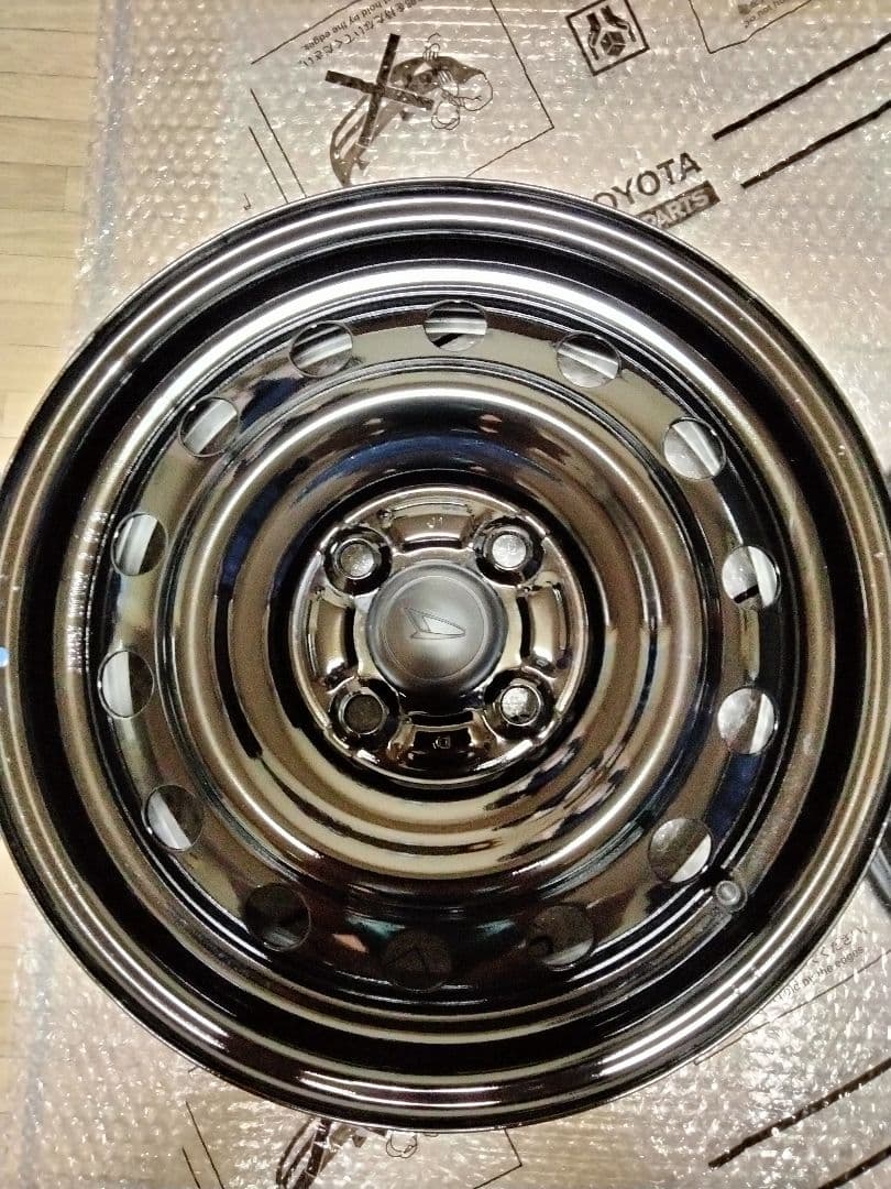ダイハツタフト純正ホイール15インチ2本