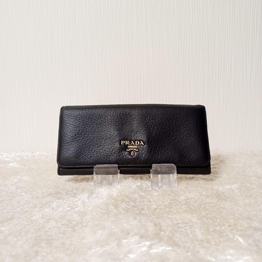 ✨ユリ　リリー✨　プラダ　PRADA　サフィアーノ　長財布　ブラック