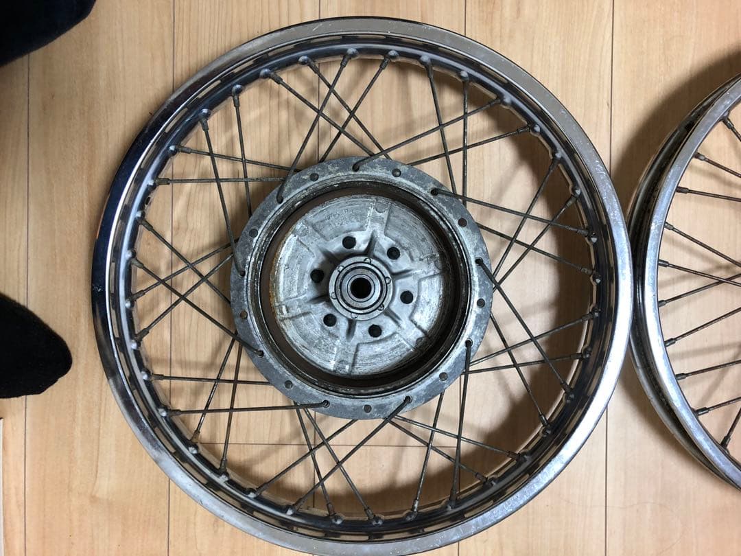 gs400 スポークホイール　フロントダブル