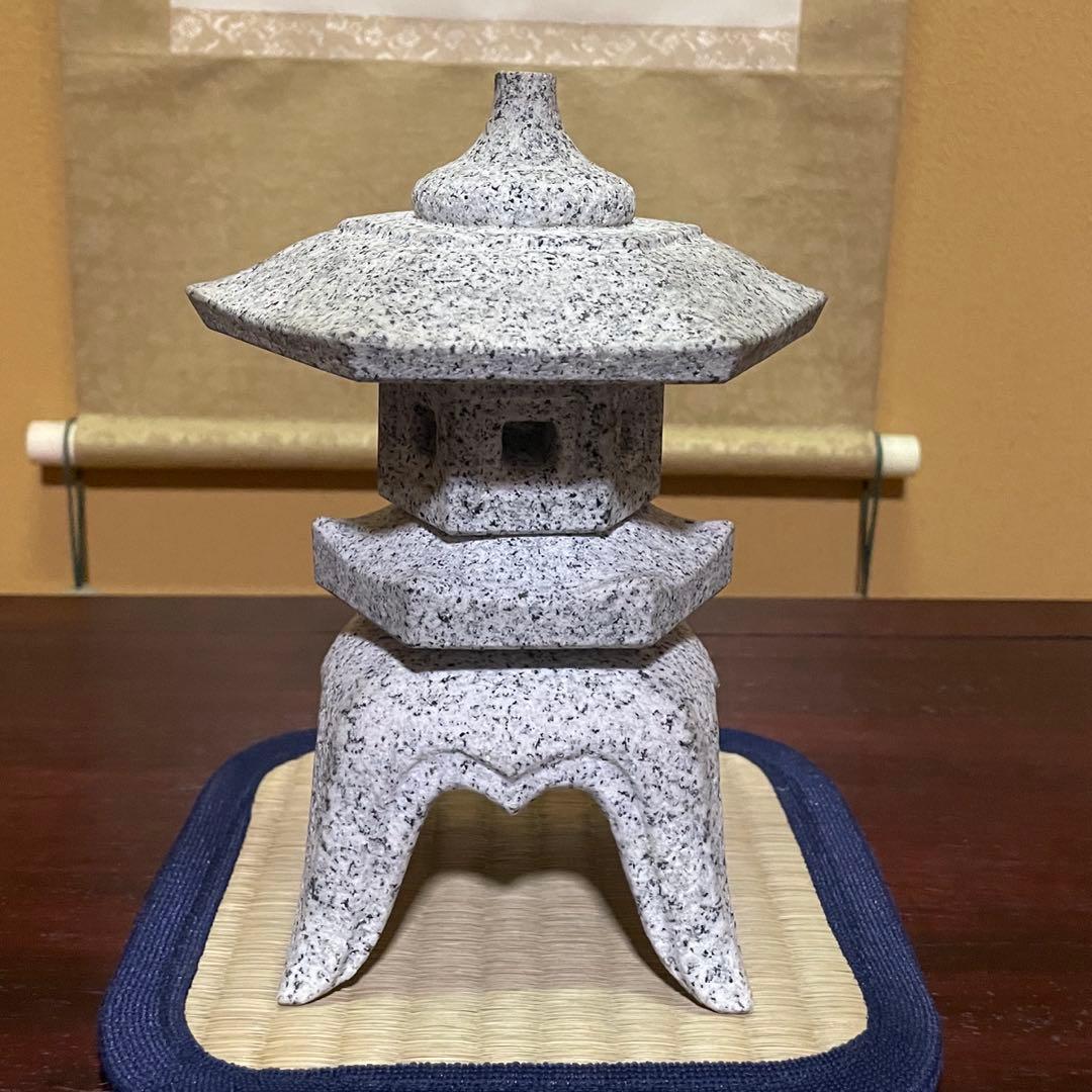 【灯篭】灯籠 トウロウ 雪見灯篭 白御影石 庭石 置き物 天然石 縁起物