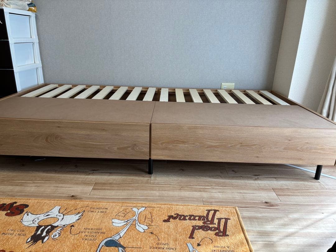 【送料込み】LOWYA 収納付ベッド　シングル　フレーム　ロータイプ　美品