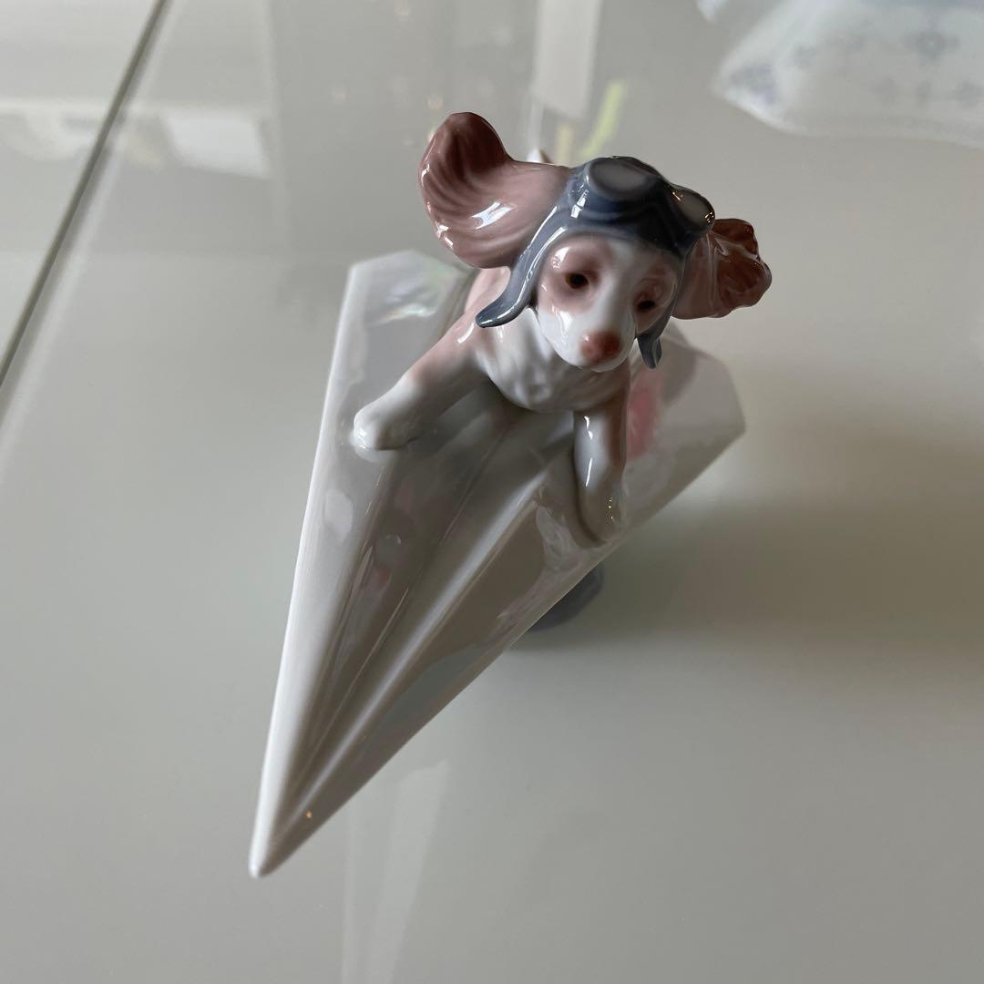 ☆LIADRO リアドロ 犬と紙飛行機 陶器 人形