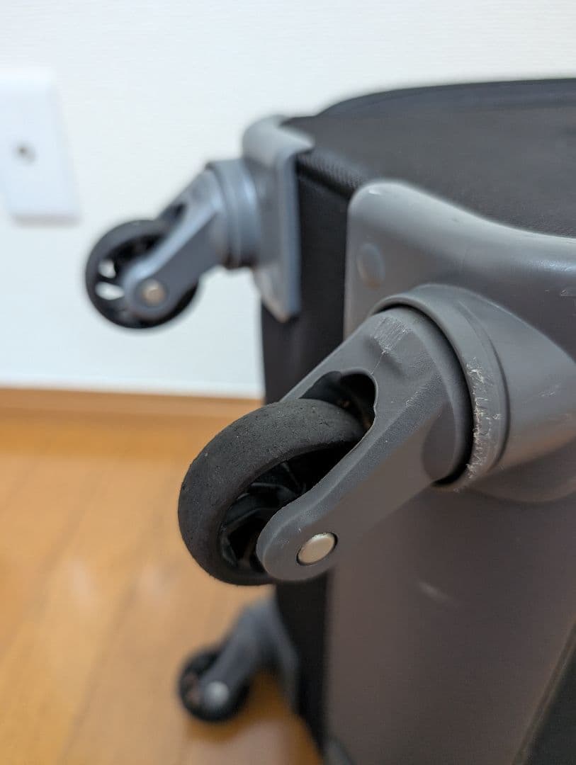 Ace Tokyo スーツケース 31L 2.3kg ロックペイントSS