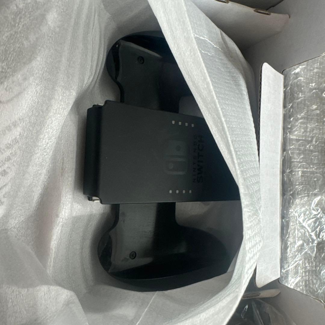 任天堂Switch本体　付属品、箱、フィルム付き