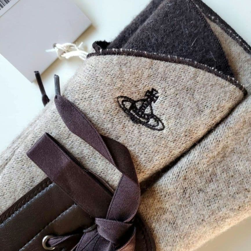 Vivienne Westwood リボン編み上げ手袋 21～22cmレディース