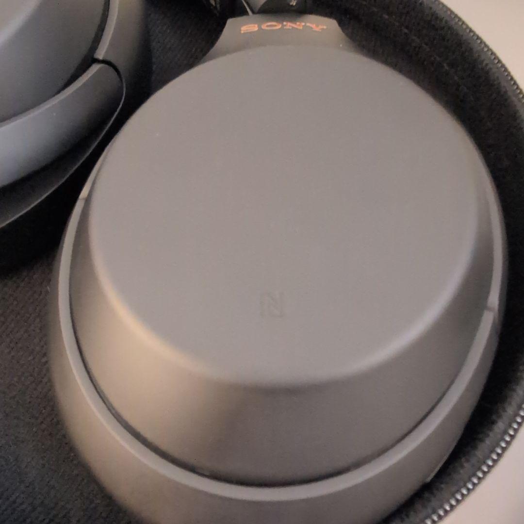 sony ヘッドホン wh-1000xm4　超美品！！