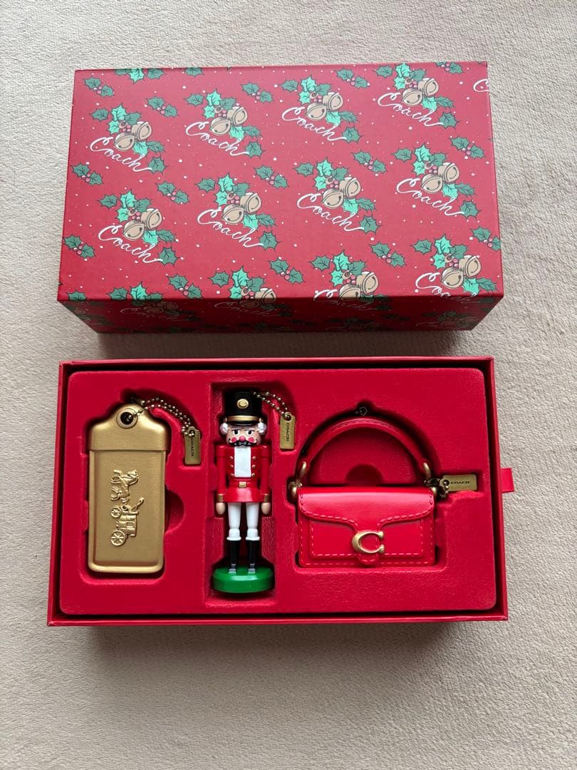 コーチ　ノベルティ　非売品　新品未使用　クリスマスオーナメント3点セット
