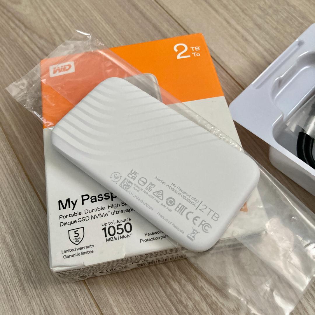 ウエスタンデジタルWD ポータブルSSD 2TB グレー USB3.2 Gen2