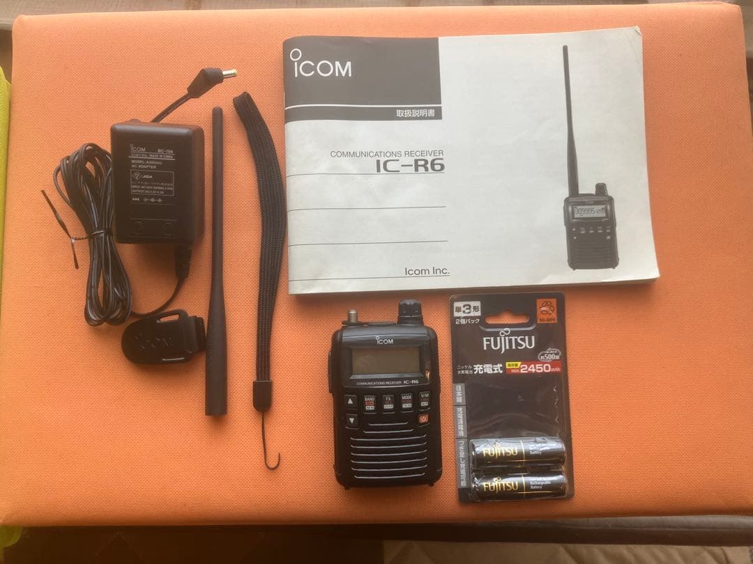 ※最終値下げ【美品です】icom 広帯域ハンディーレシーバー IC-R6