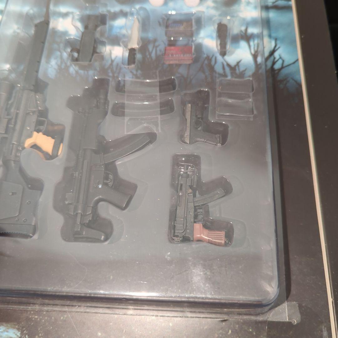 【希少】ジル・バレンタイン BSAA VERSION　ホットトイズ　フィギュア