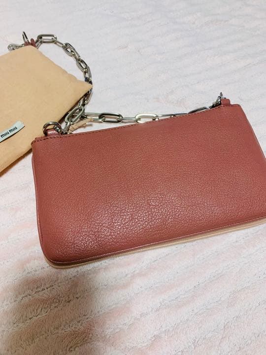 【美品】セール中★ミュウミュウ　チェーンバッグ