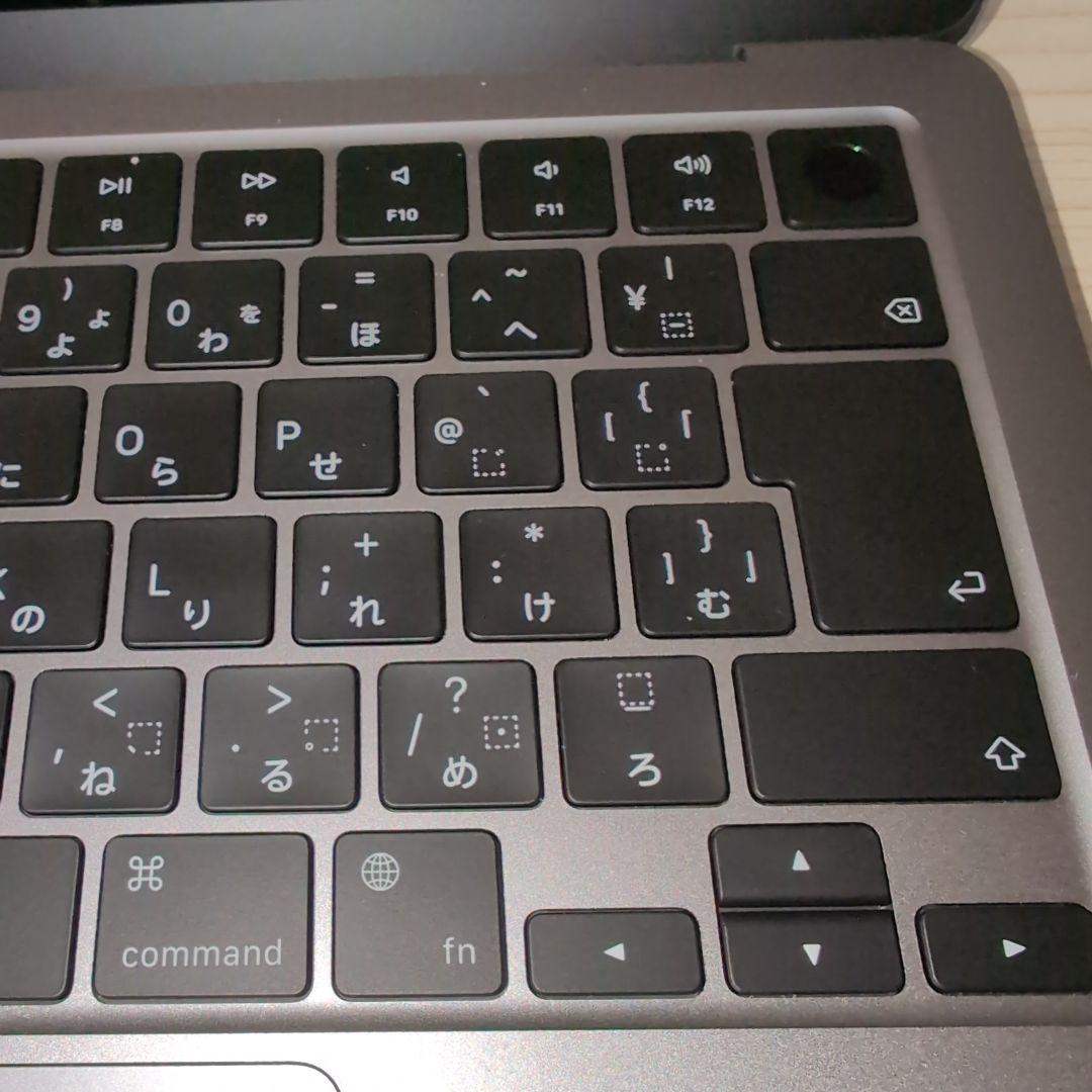 Apple MacBook Air M2 2022 本体　スペースグレイ