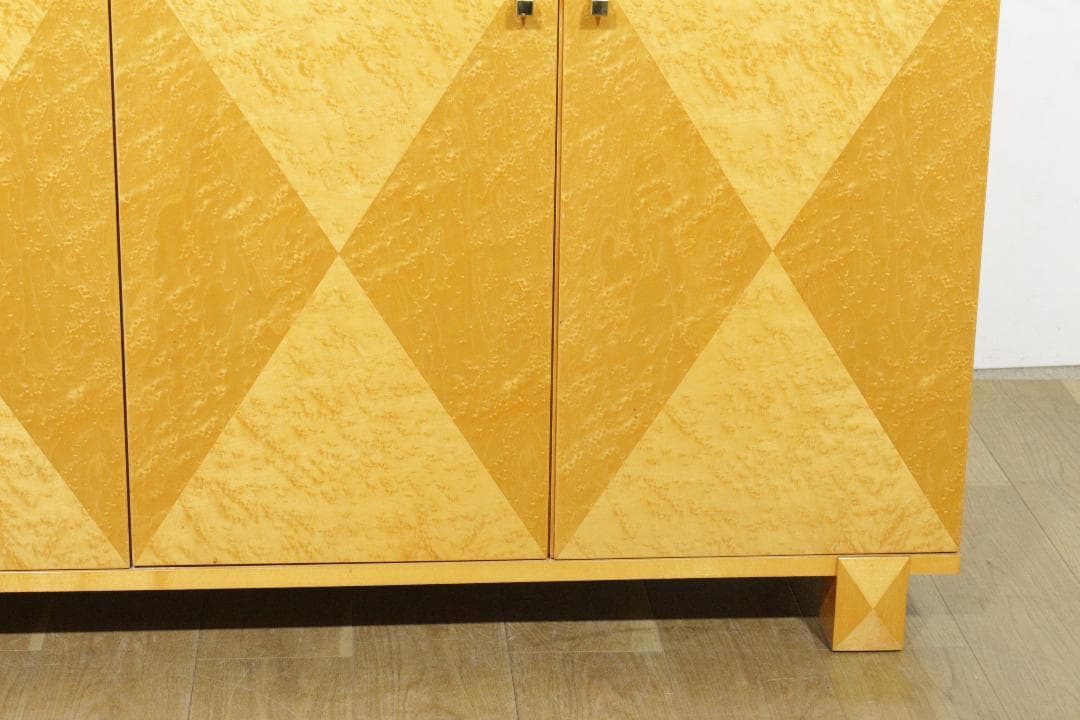 IDC大塚家具最高級「スプレンダー」シリーズ★バーズアイメープル　サイドボード