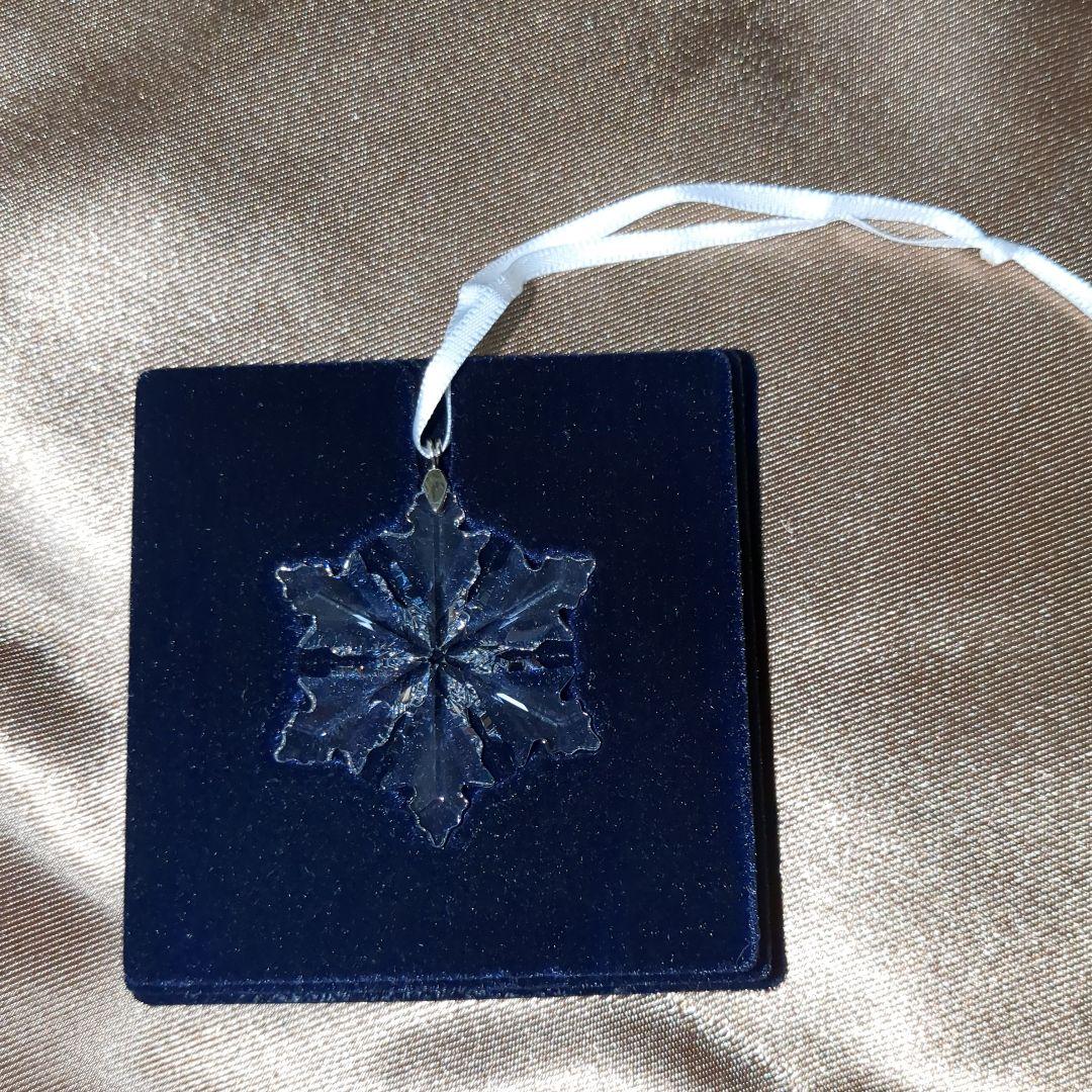 Swarovski　クリスタル 雪の結晶型オーナメント