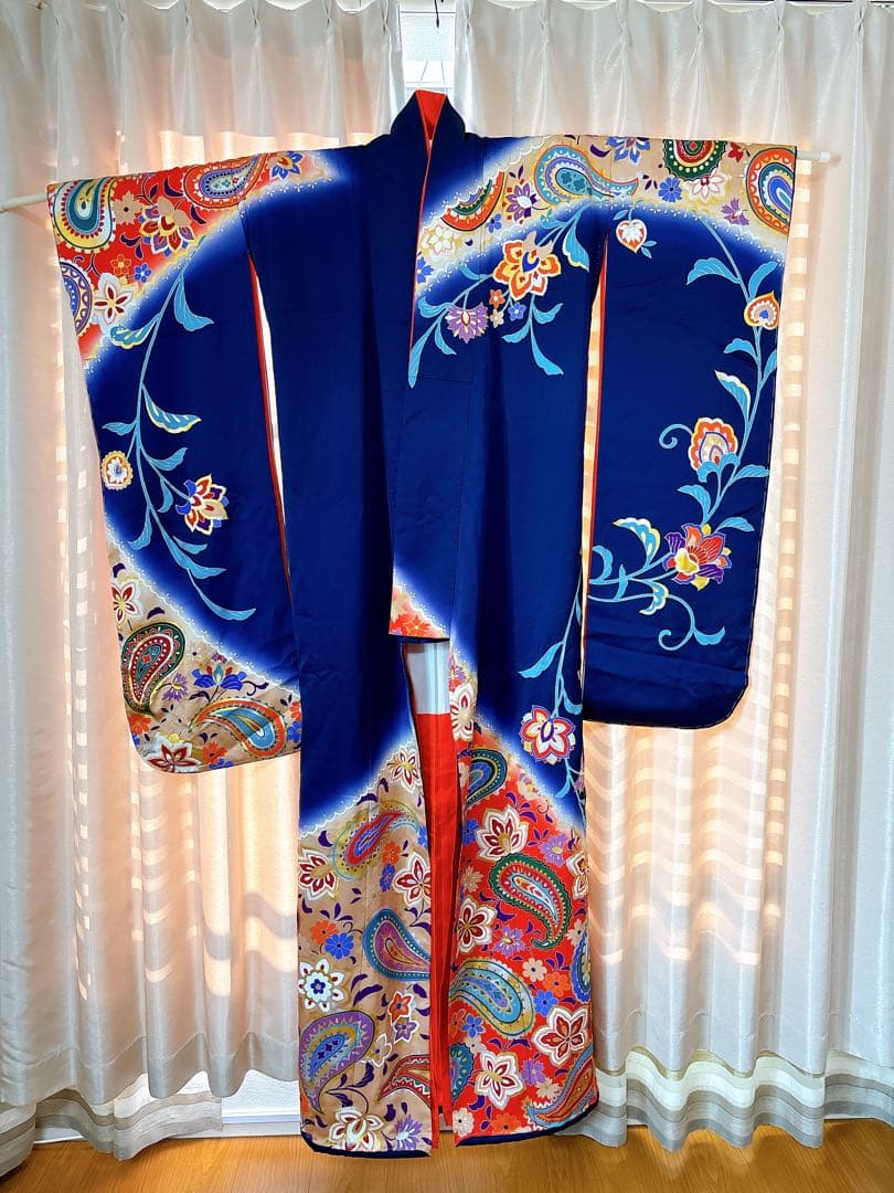 【華やかな色打掛と赤掛下の豪華２点セット】